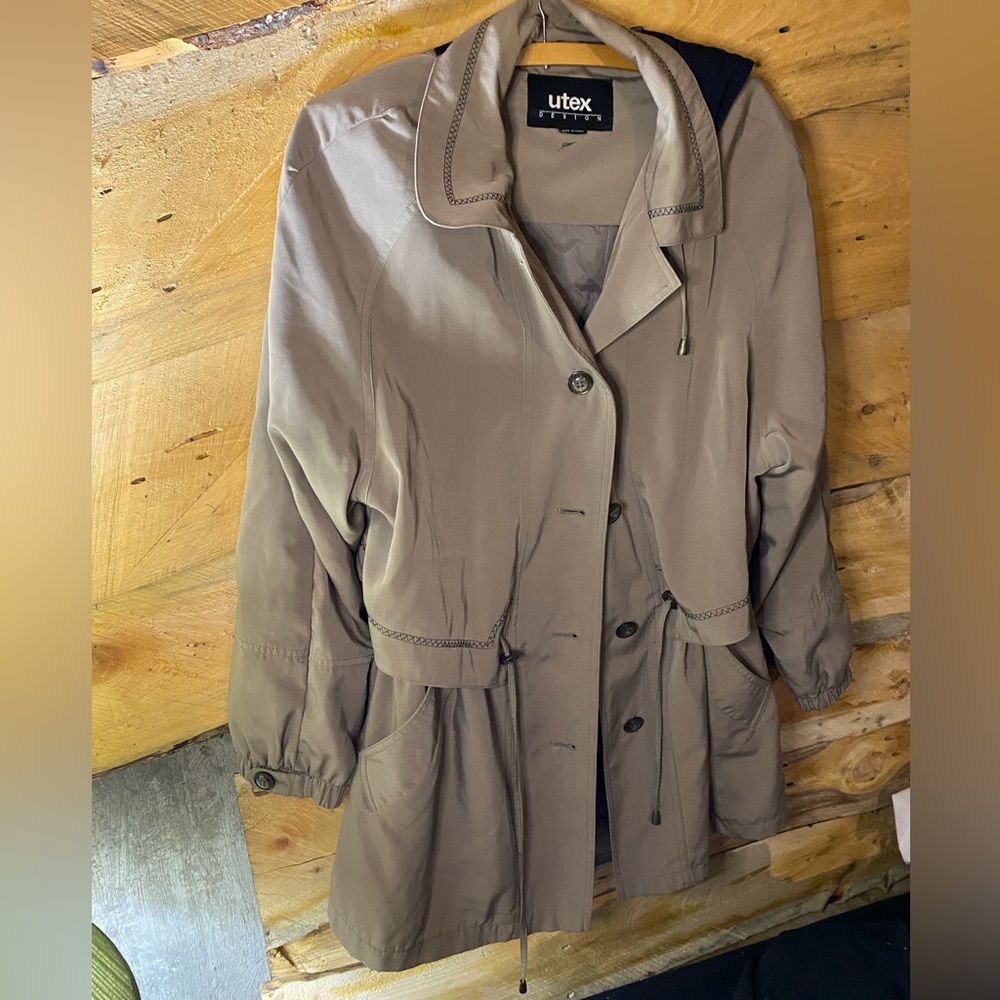 Utex Jacket size medium - Picture 3 of 3